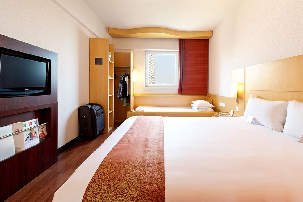 Ibis Chuzhou 1912 Hotel Exterior photo
